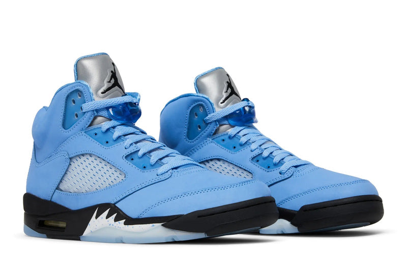 Air Jordan 5 Retro SE – UNC
