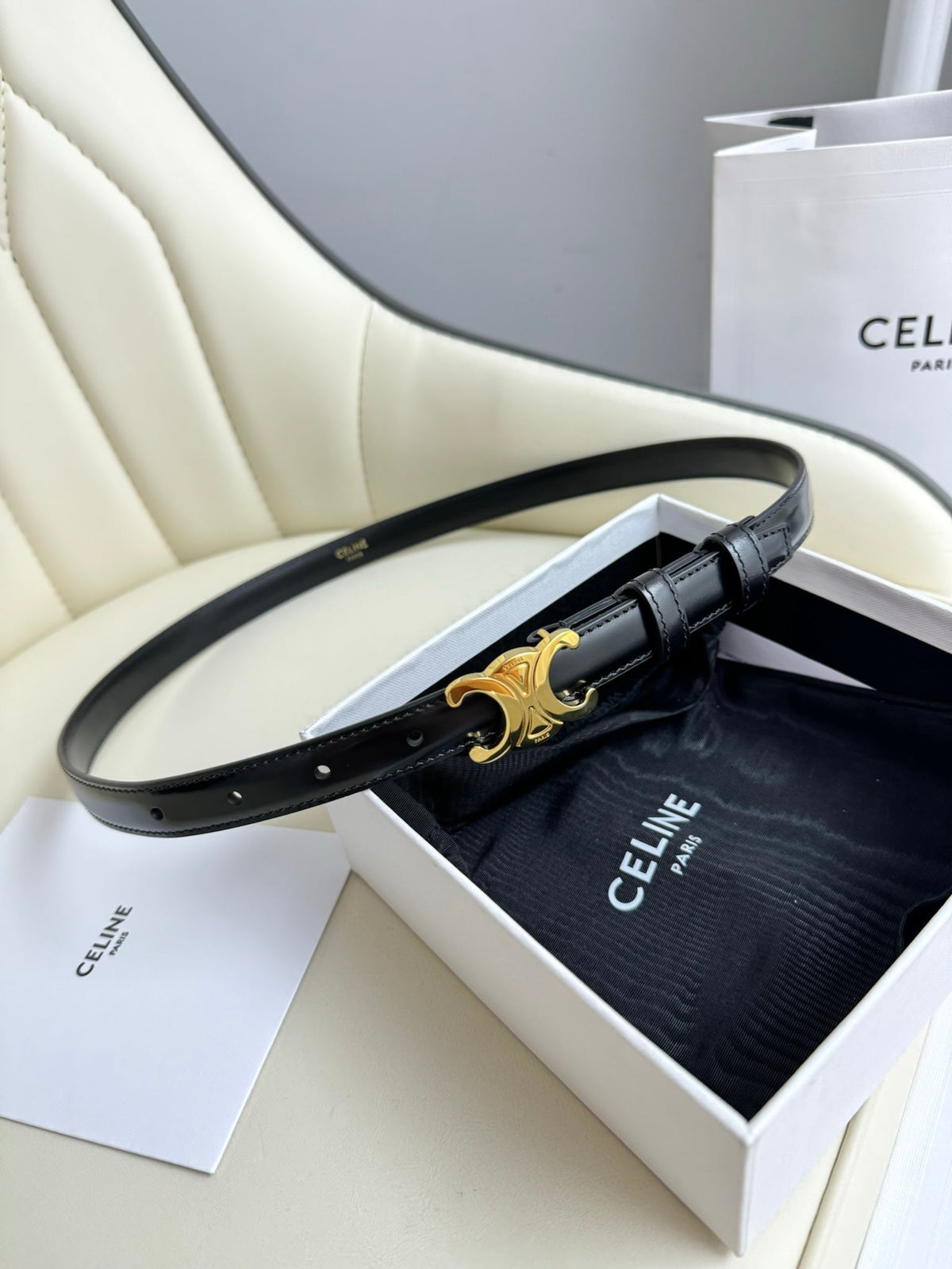 CELINE MEDIUM TRIOMPHE BELT 25MM BLACK LEATHER GOLD HARDWARE
