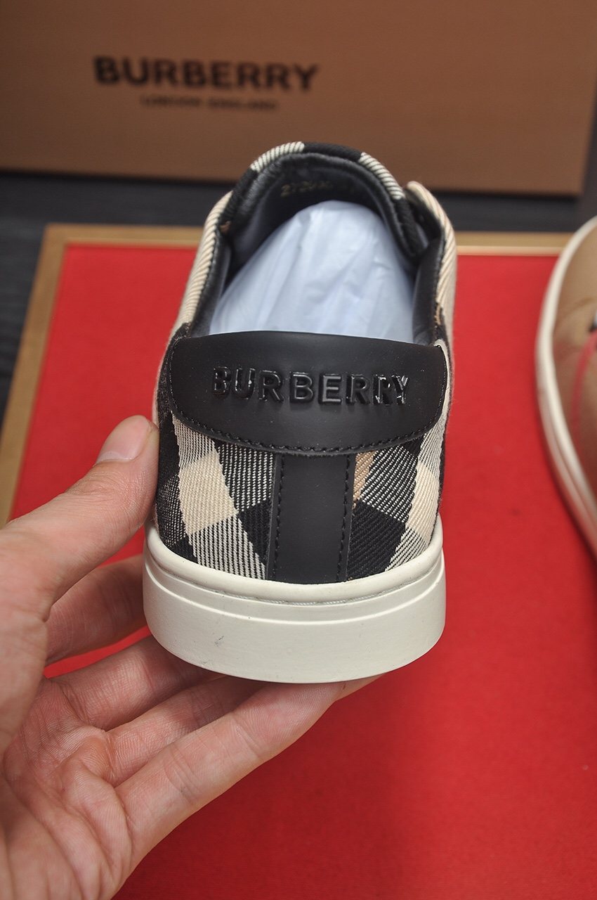 Burberry Check Panel Low-Top Sneakers - White Laces And White Sole
