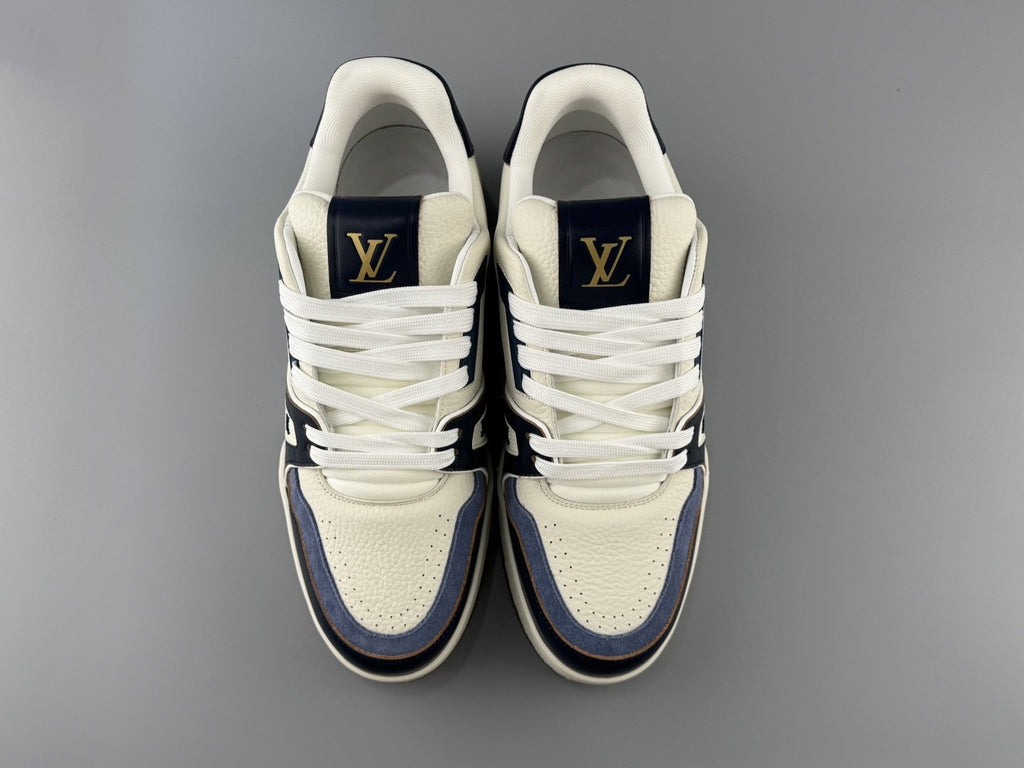 Louis Vuitton White & Navy Low-Top Sneakers